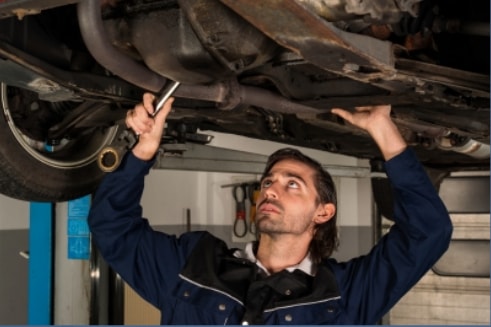taller mecanico coche llave elevador